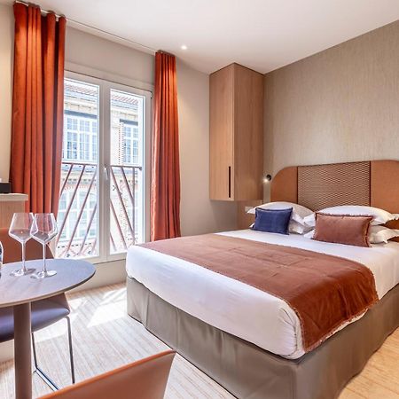 Suite Fl By Sweett Paris Exterior photo